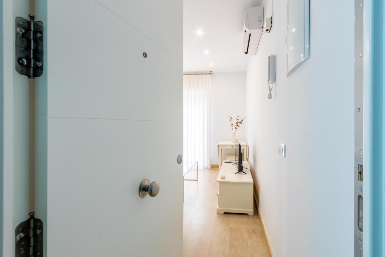Charming 2 Bedroom Apartment Triana Bridge By Ocityzen 塞维利亚 外观 照片