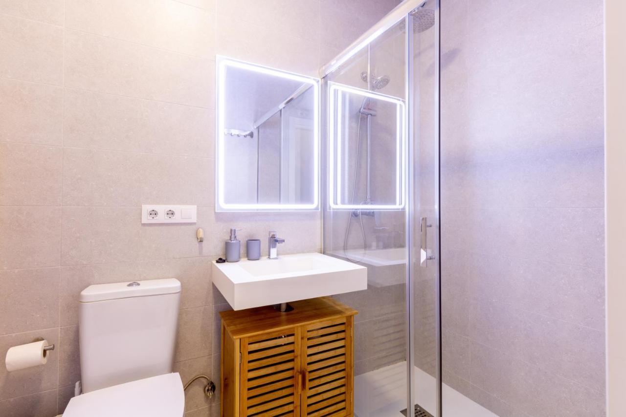 Charming 2 Bedroom Apartment Triana Bridge By Ocityzen 塞维利亚 外观 照片